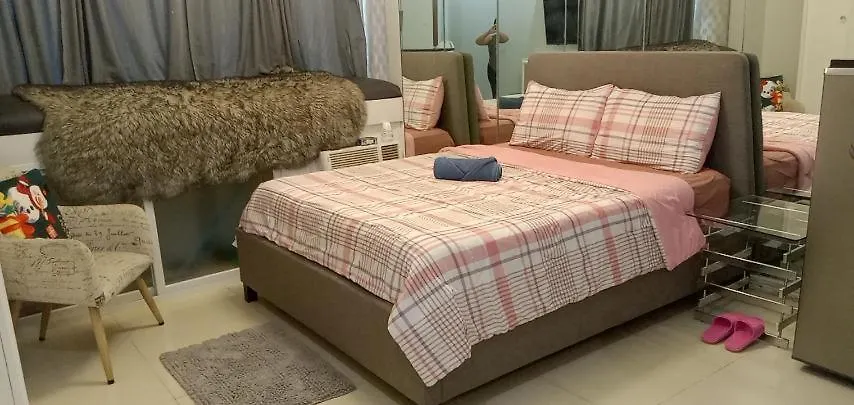 Cozy Accomodation Near Venice Grand Canal Taguig Philippines